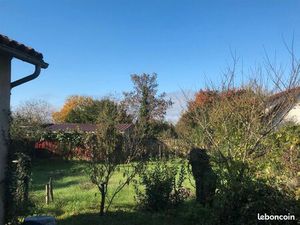 Maison 2 chambres  grand jardin  à louer