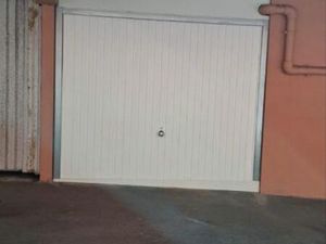 Location garage fermé