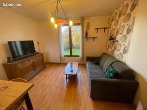 Appartement meublé tout équipé et parking