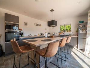 Maison traditionnelle rénovée à Coutras