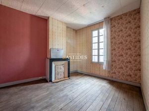Maison de ville à rénover cours TOURY Libourne