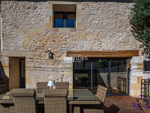 Maison de village en pierre