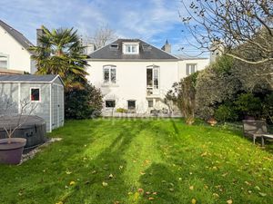 Maison à vendre LE RELECQ KERHUON 6 pièce(s) 125m2 433 440€
