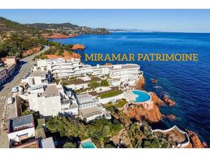 Appartement 2 pièces pied-dans-l'eau