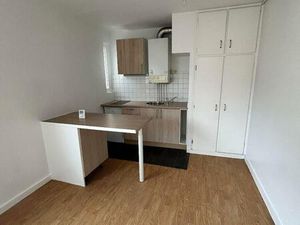 Location Appartement 1 pièce 22m² BORDEAUX 33800
