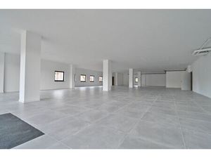 Unieke kans op topligging in Hasselt – Laatste 2 gelijkvloerse commerciële ruimtes te koop