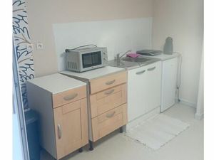 Studio meublé à louer