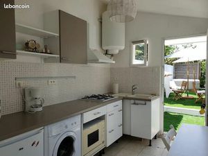 Studio Perols avec Jardin