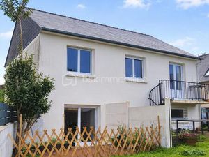 Immeuble mixte de 132 m² à Chartres-De-Bretagne