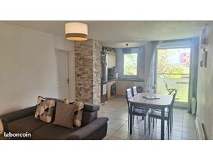 Appartement 2 chambre meulé dans résidence avec gardien et piscine