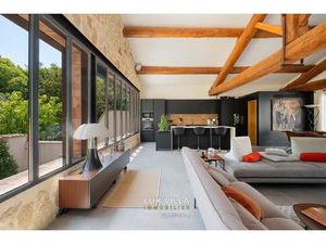 Superbe Mas rénové dans un esprit Loft & aux prestations haut de gamme.