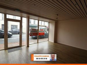 Location bureau 7 pièces 110 m² à Rochefort (17300)