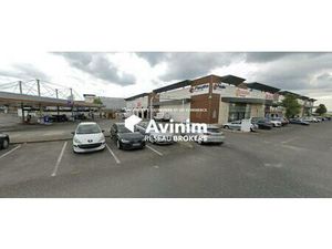 RARE Local commercial pour AUTOMOBILE