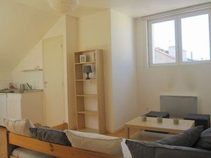 Location appartement 1 pièce 25 m² à Saint-Étienne (42000)