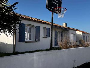 Location Maison Meublé à Brem-sur-Mer (85470) : à louer Meublé / 85m² Brem-sur-Mer