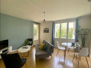 Location appartement 1 pièce 88 m² à Angers (49000)