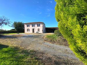 Maison entièrement rénovée 4 pièces Proche de GEAUNE (40)