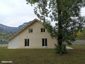 Maison Chambéry cadre de vie agréable