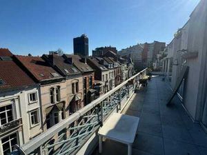 JARDIN DU ROI : PENTHOUSE DUPLEX 400M2 OU 3 APPARTEMENTS