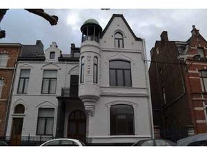 Appartement 1 chambre Place des Tilleuls. 690€