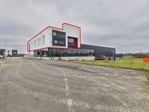 Espace de bureaux polyvalent à Baillonville