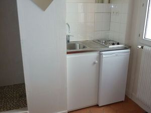 Studette meublée d’environ 9 m2 à Paris 13e