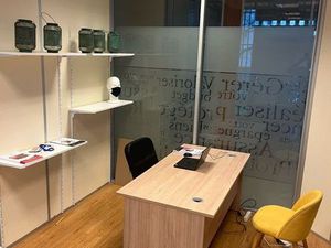 Location bureau meublé