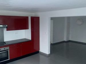 Loue immédiatement F4 en mitoyenneté