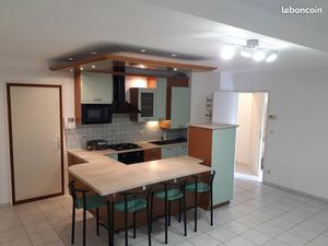 Rare - F2 Esplanade de la Brasserie + Garage