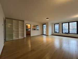 Appartement 2 CH. dans une rue calme (Sablon / Grand-Place)