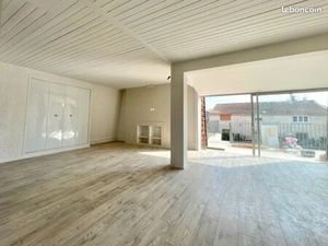 Bureaux 68 m² PLAN D ORGON