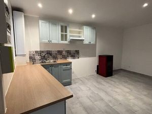 Maison de bourg rénovée - 58m2 - Genneteil