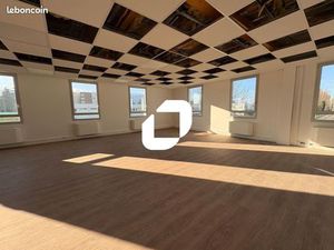 Bureaux 129 m²