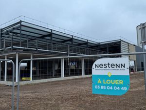 Plateau de bureau de 460m2 modulable au Première étage