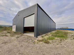 Entrepôt / local industriel à Cancon 374 m2