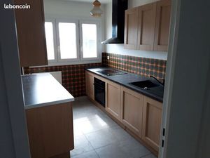 Loue F2 meublé UTC - ESCOM