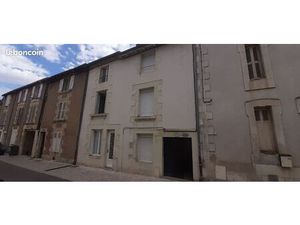 ENTRE FAC ET CENTRE VILLE – Apt T2 520 Euros/Mois CHARGES COMPRISES (EAU+CHAUFFAGE)