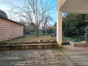 Appartement entièrement rénové avec Jardin Privatif