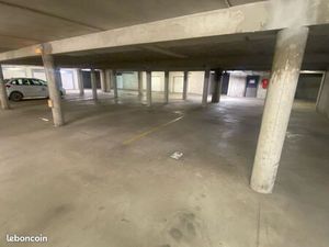 Parkings sous sol Actimart les Milles