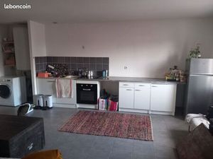 Maisonnette avec cour