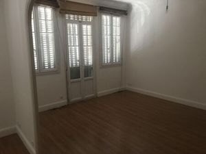 Location appartement 4 pièces 120 m² à Toulon (83000)