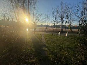 Villa Art-déco à rénover au bord du lac de Zegemeer avec ja