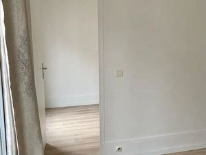 Location appartement 2 pièces 33 m² à Saint-Denis (93200)