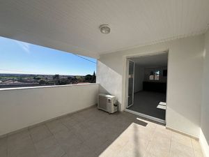 Location appartement 2 pièces  49.72m²  Gratentour