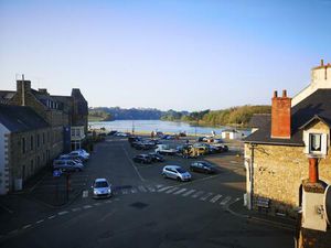 Immeuble avec fonds de commerce  port de Tréguier