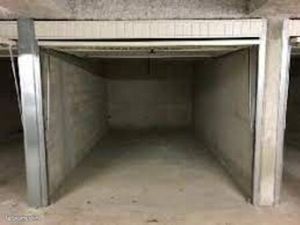 Garage box à louer Ville-la-Grand