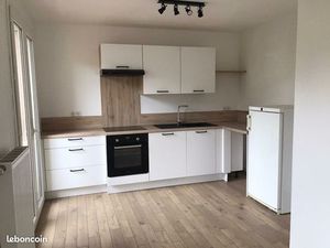 Appartement - 52m² - 3 pièces (avec balcon et cave)