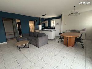 Location Appartement 3 pièces 64m² - Istres