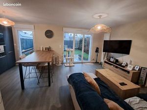 Location Miaosn secteur Vannes gare 1100 euros