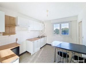 Appartement 76 m2 bourg Caudan